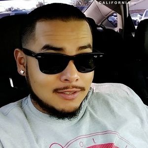 Meet your Posher, Josue